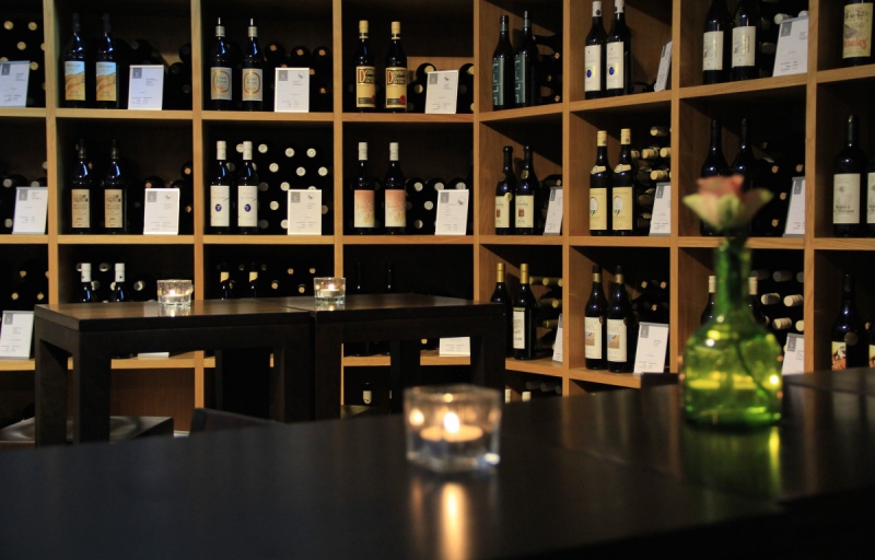 magasin-ENTRECASTEAUX-min_wine_vinorama_wine_bottle_cellar_red_wine_wines_storage_wine_rack-1077047